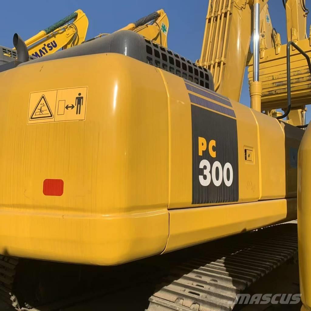 Komatsu PC 300-7 履带挖掘机