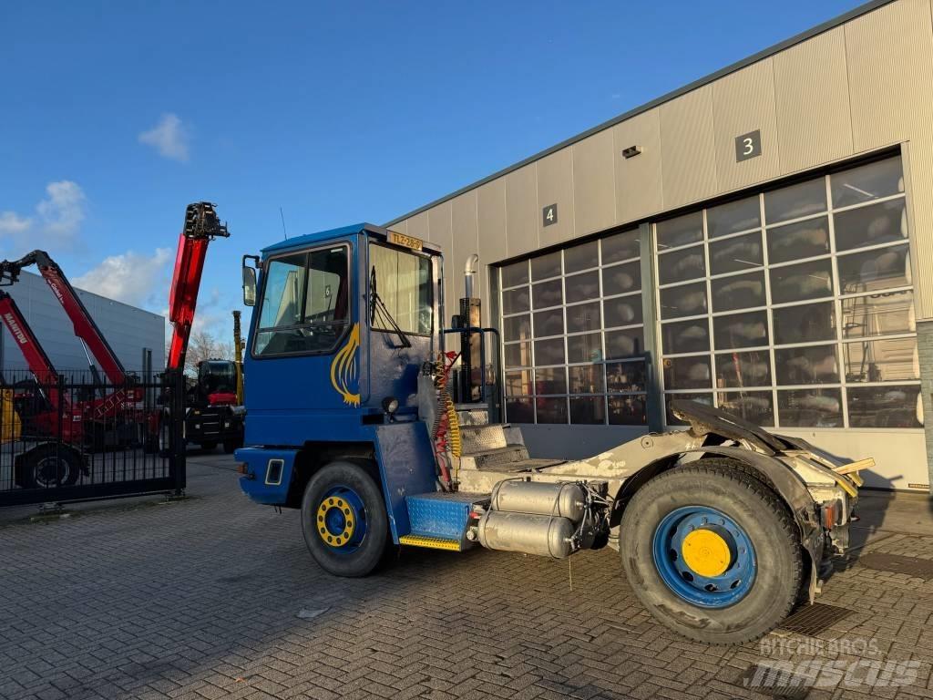 Terberg YT 180 码头牵引车