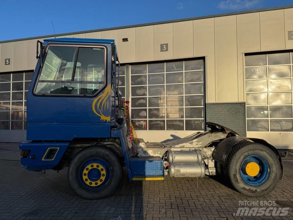 Terberg YT 180 码头牵引车