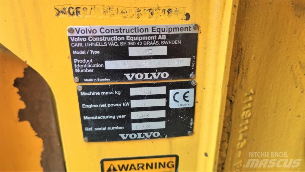 Volvo A 25 E 铰接式自卸车