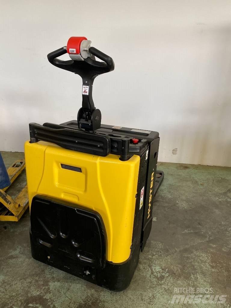 Hyster P2.0S FBW 手推堆垛车