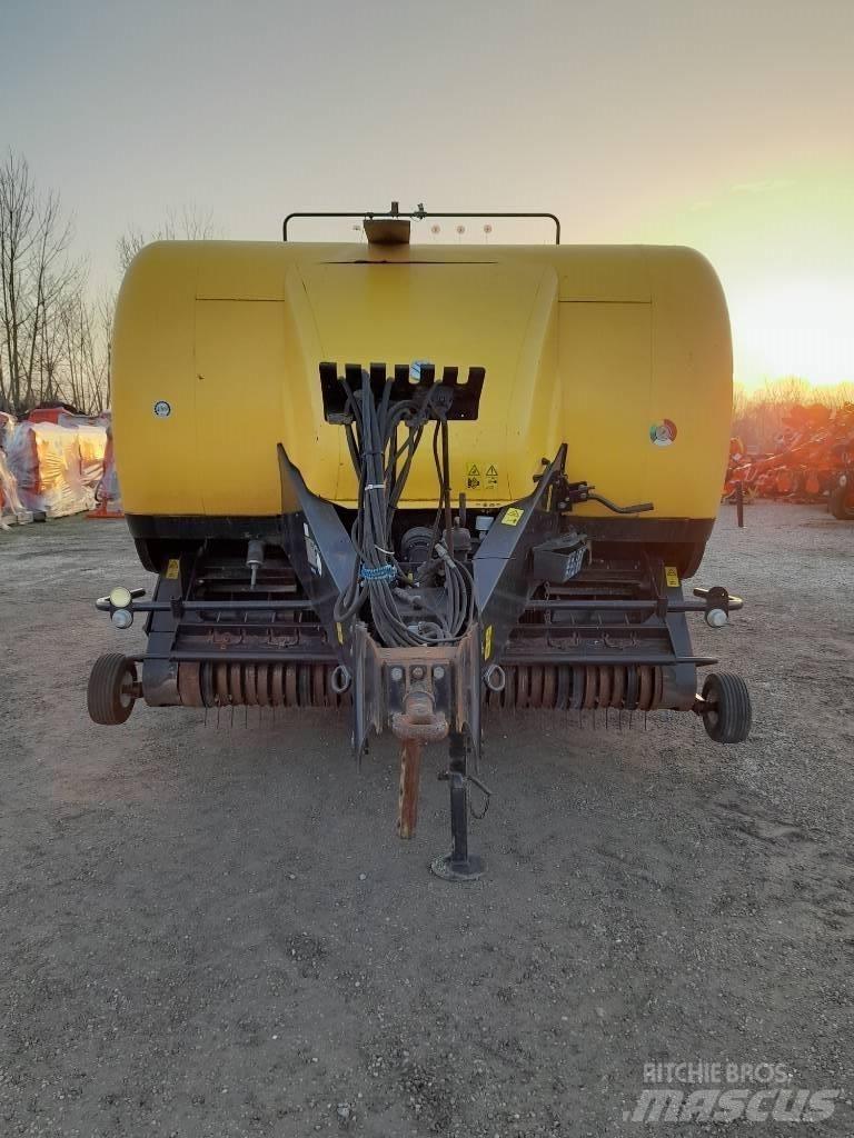 New Holland BB 9080 圆捆打捆机