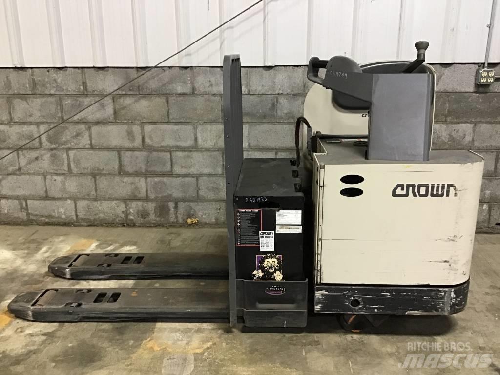 Crown PR 4500-60 手动码垛机