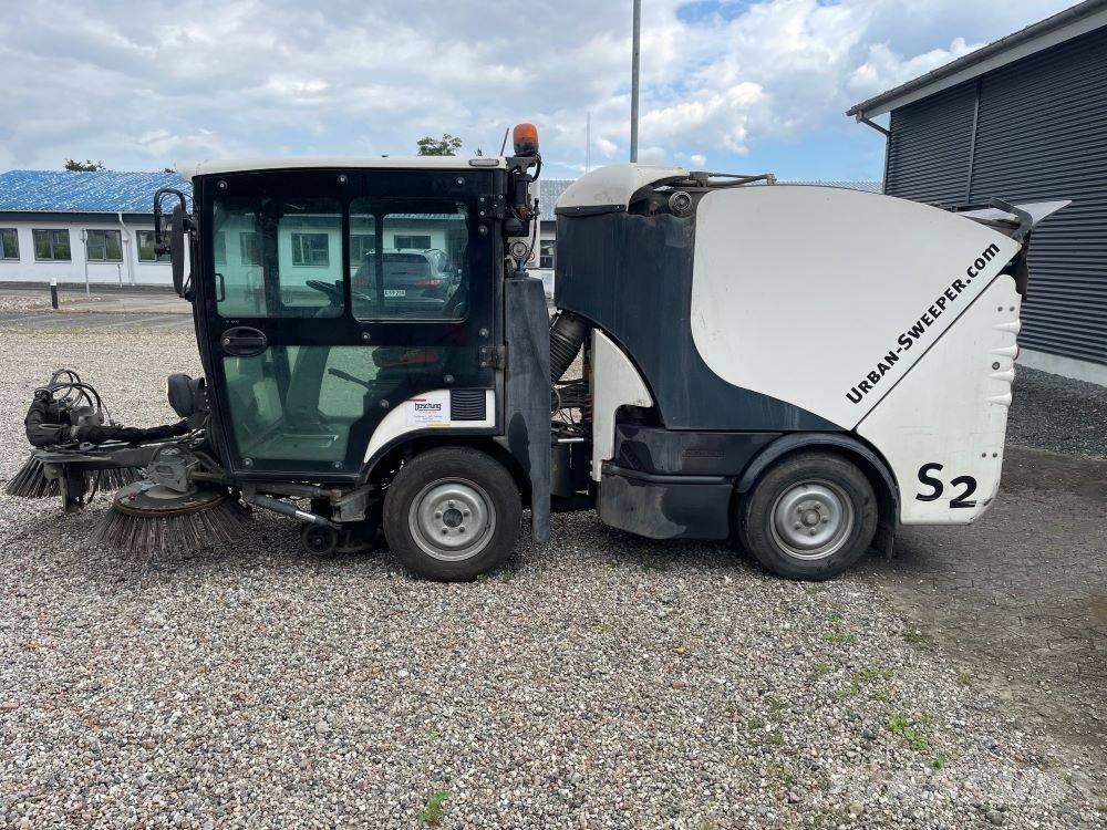 Boschung S2 扫地机