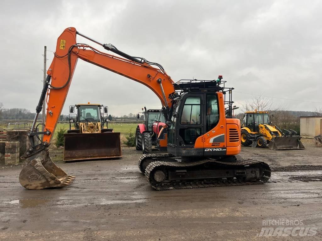 Doosan DX 140 LCR-5 履带挖掘机