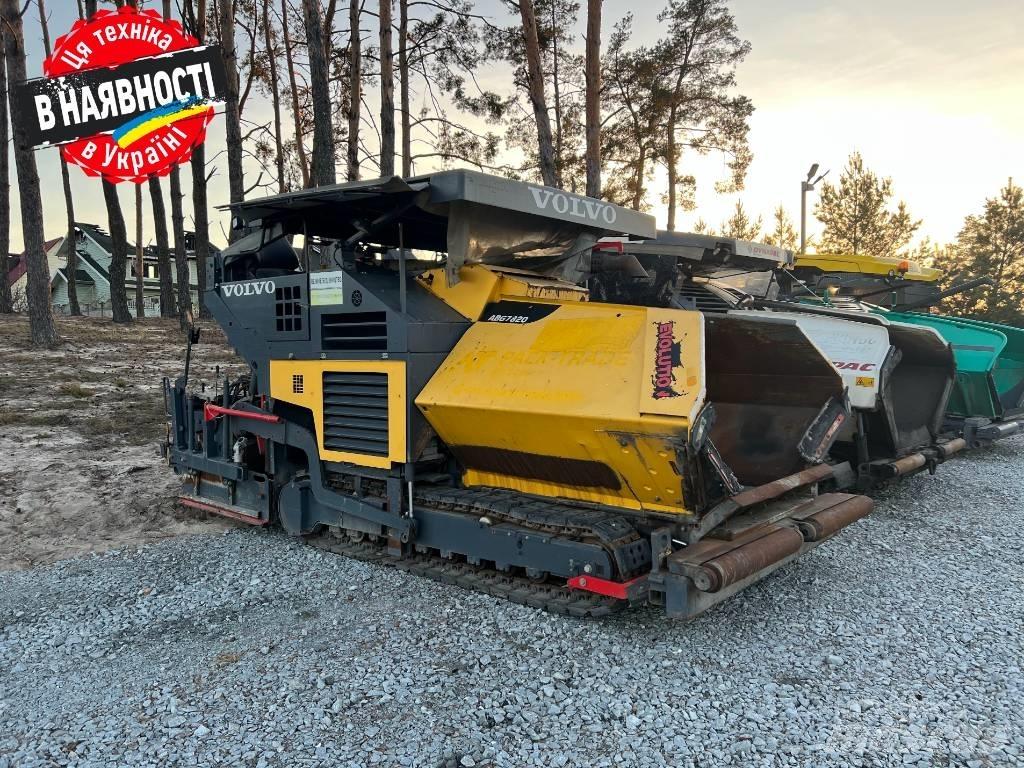 Volvo ABG 7820 B 沥青摊铺机