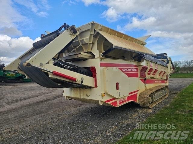Terex MDS412 矿石筛