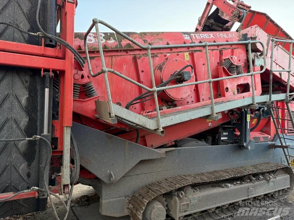 Terex Finlay 883 移动式筛分机