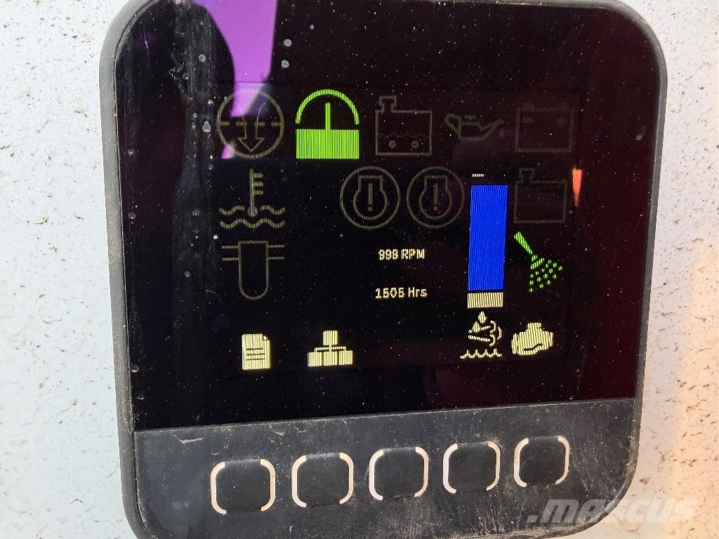 Terex Finlay 674 移动式筛分机