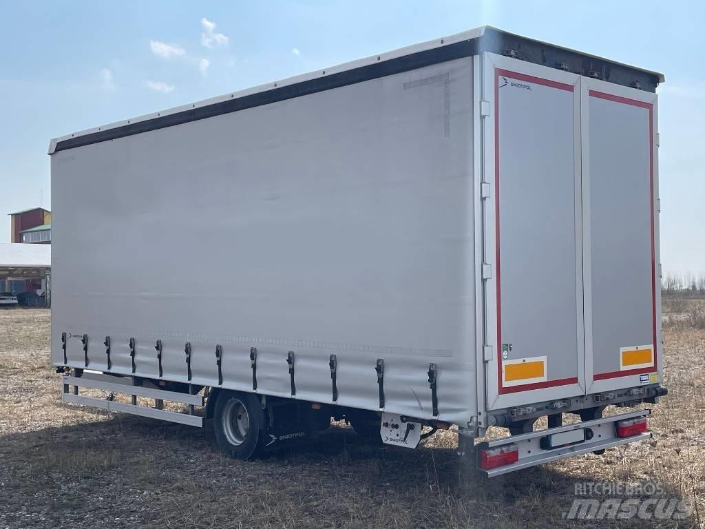 Gniotpol G4080 侧帘拖车