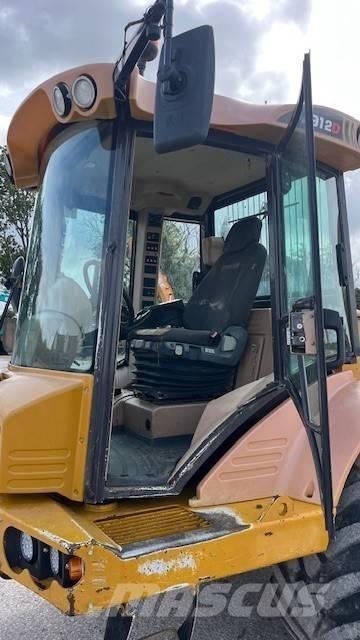 Hydrema 912 D 铰接式自卸车