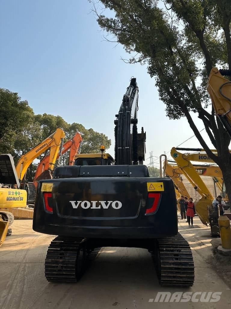 Volvo EC 210 中型挖掘机