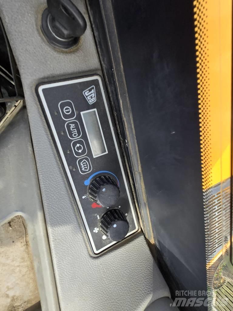 JCB 110 W Hydradig 轮式挖掘机