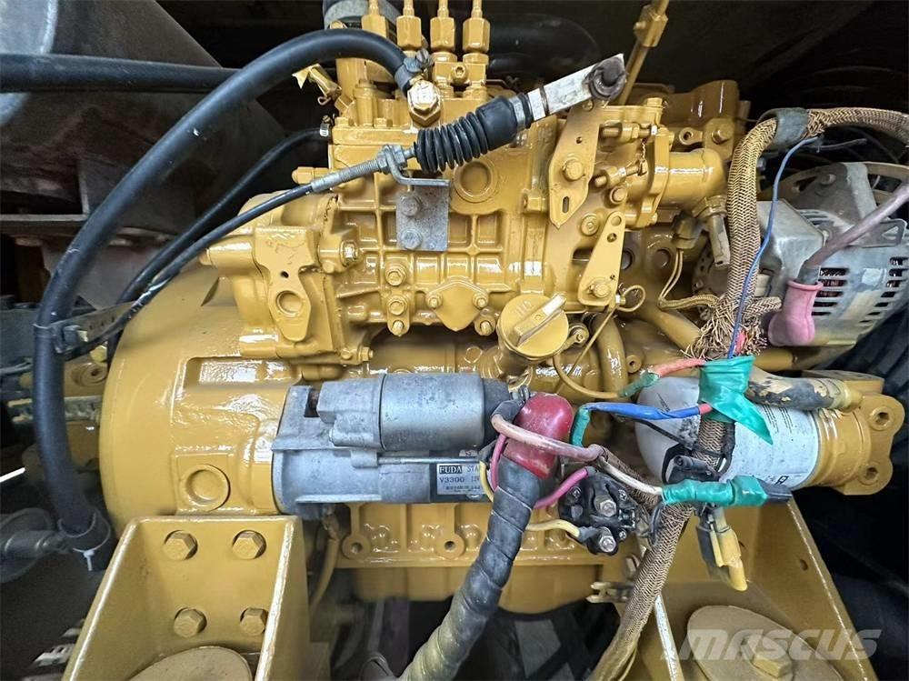 CAT 306 小型挖掘机