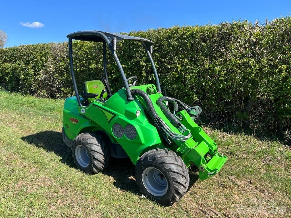 Avant 630 小型装载机