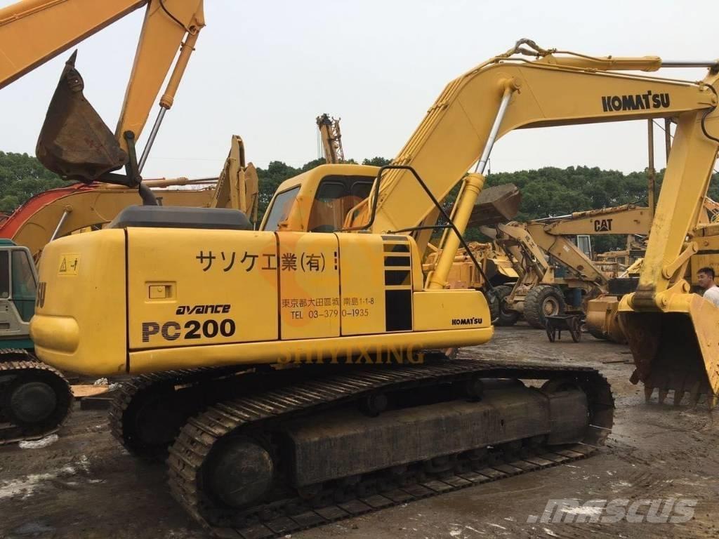 Komatsu PC 200-6 履带挖掘机