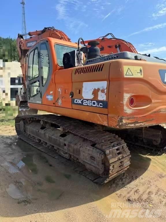 Doosan DX 260LC 履带挖掘机