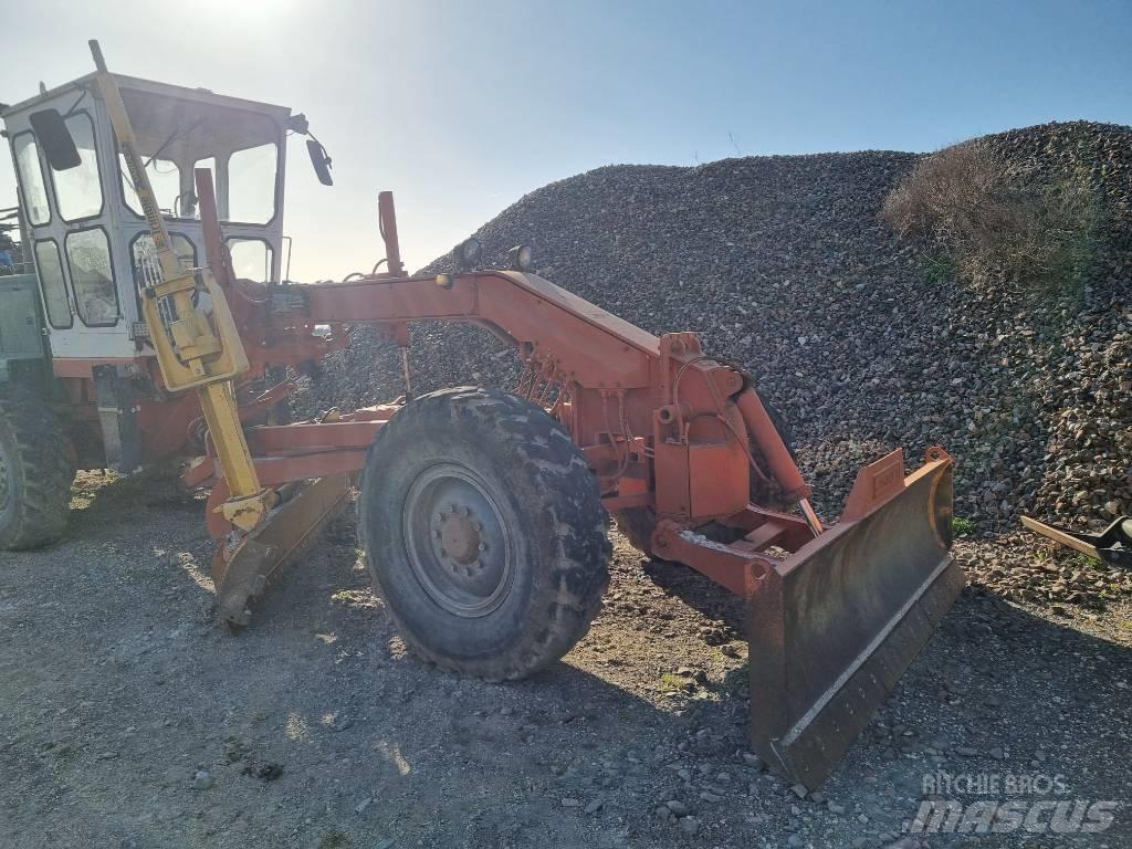 CAT 120 G 平地机/推土机