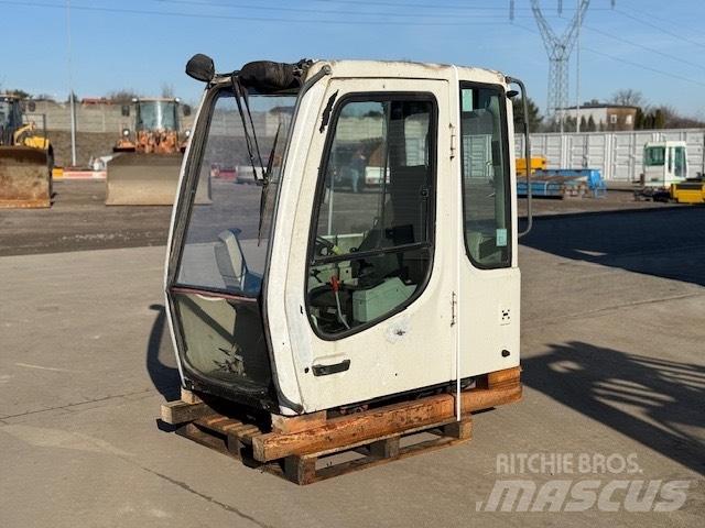 Liebherr A 924 C CAB 驾驶室与内部