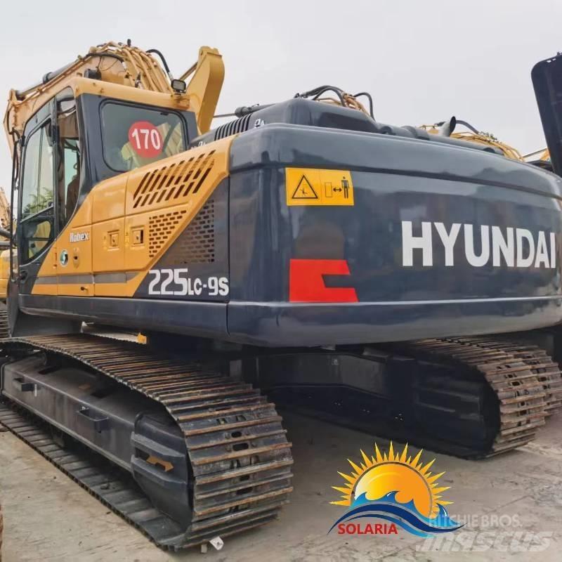 Hyundai 225lc-9s 履带挖掘机