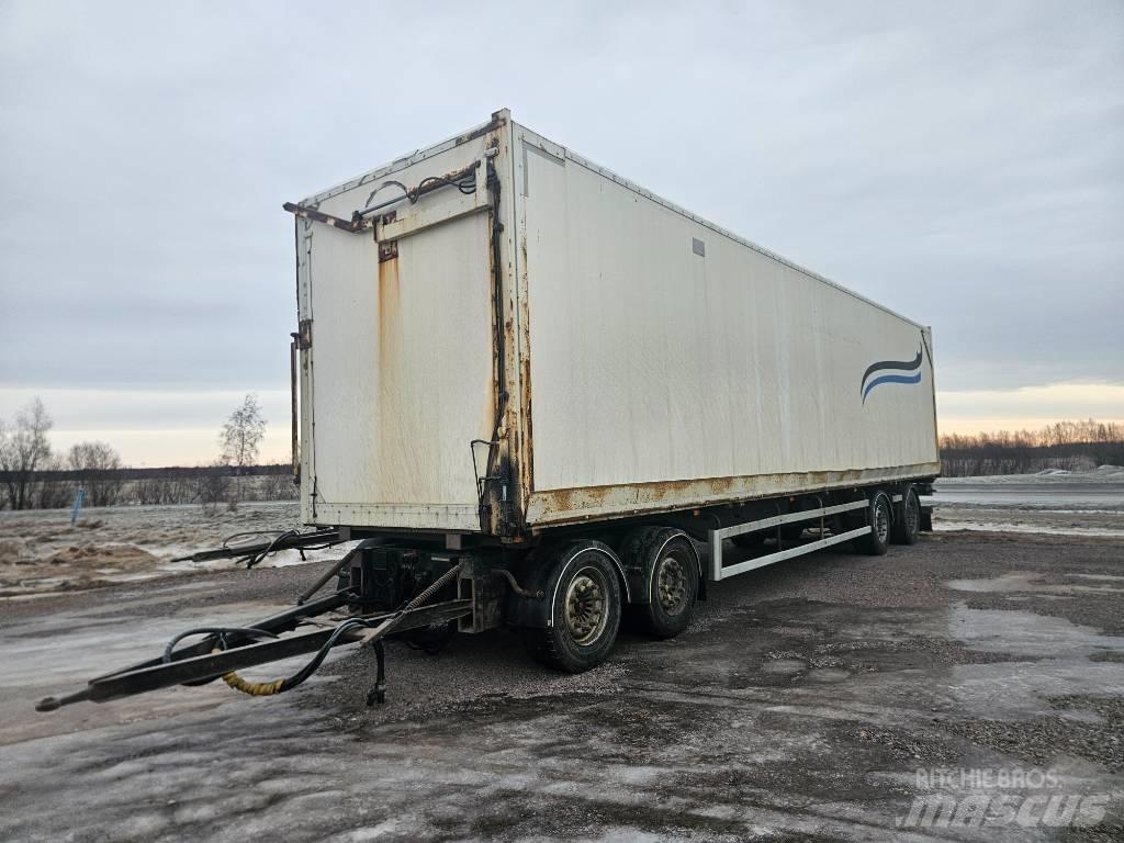 AM 4 aks Sivukippi 碎木拖车