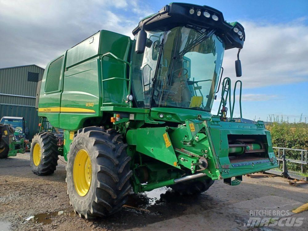 John Deere W 540 联合收割机