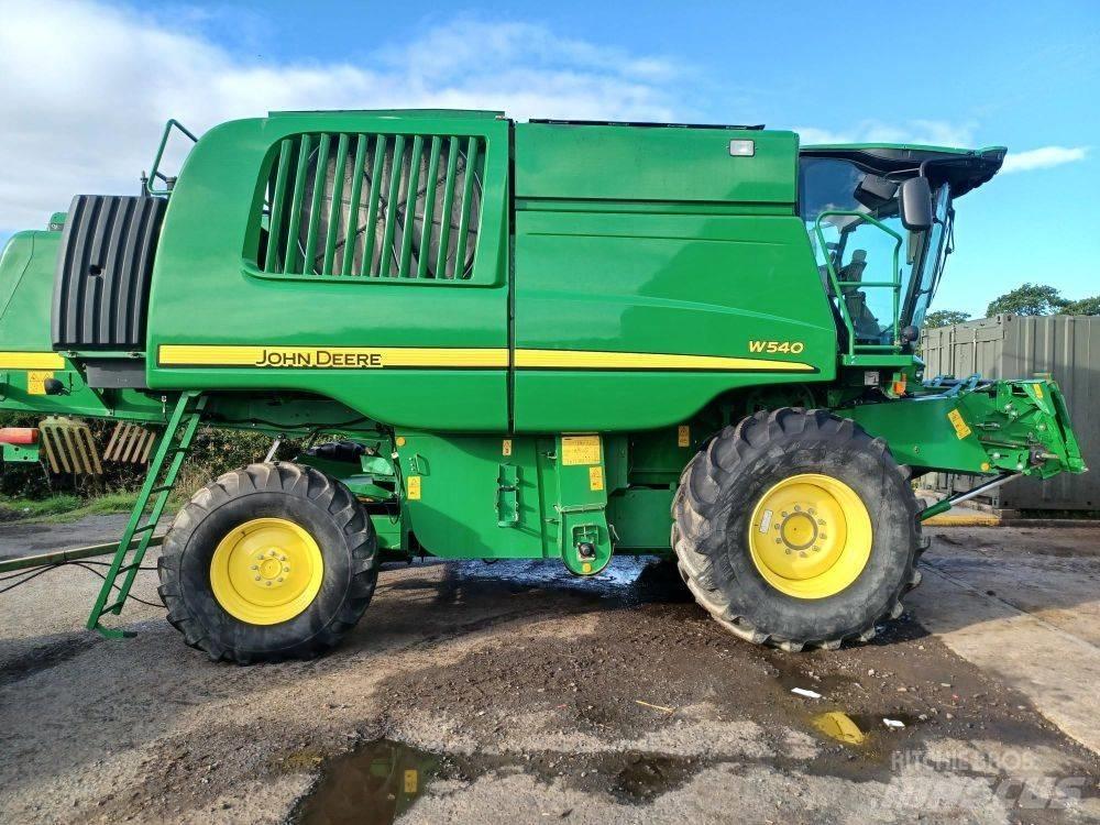John Deere W 540 联合收割机