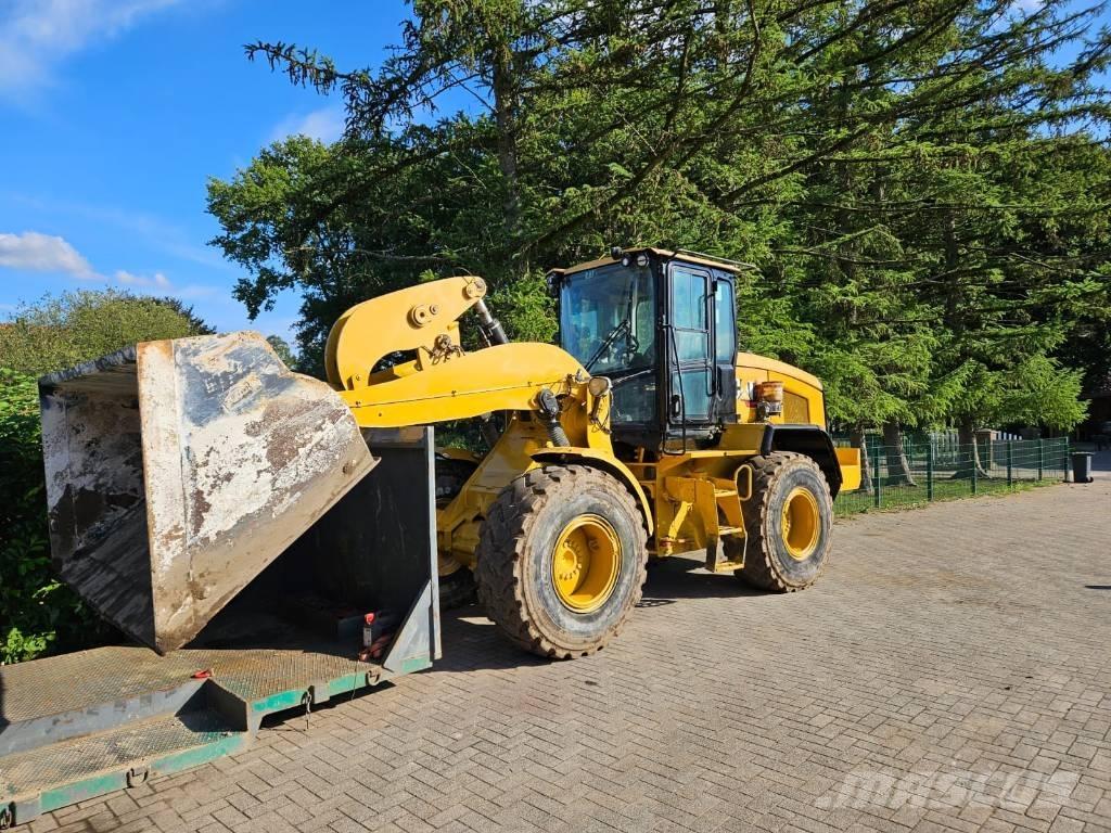 CAT 930 M 轮式装载机