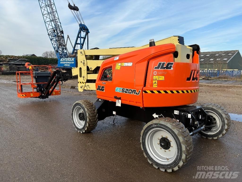 JLG EC 520 AJ 曲臂高空工作平台