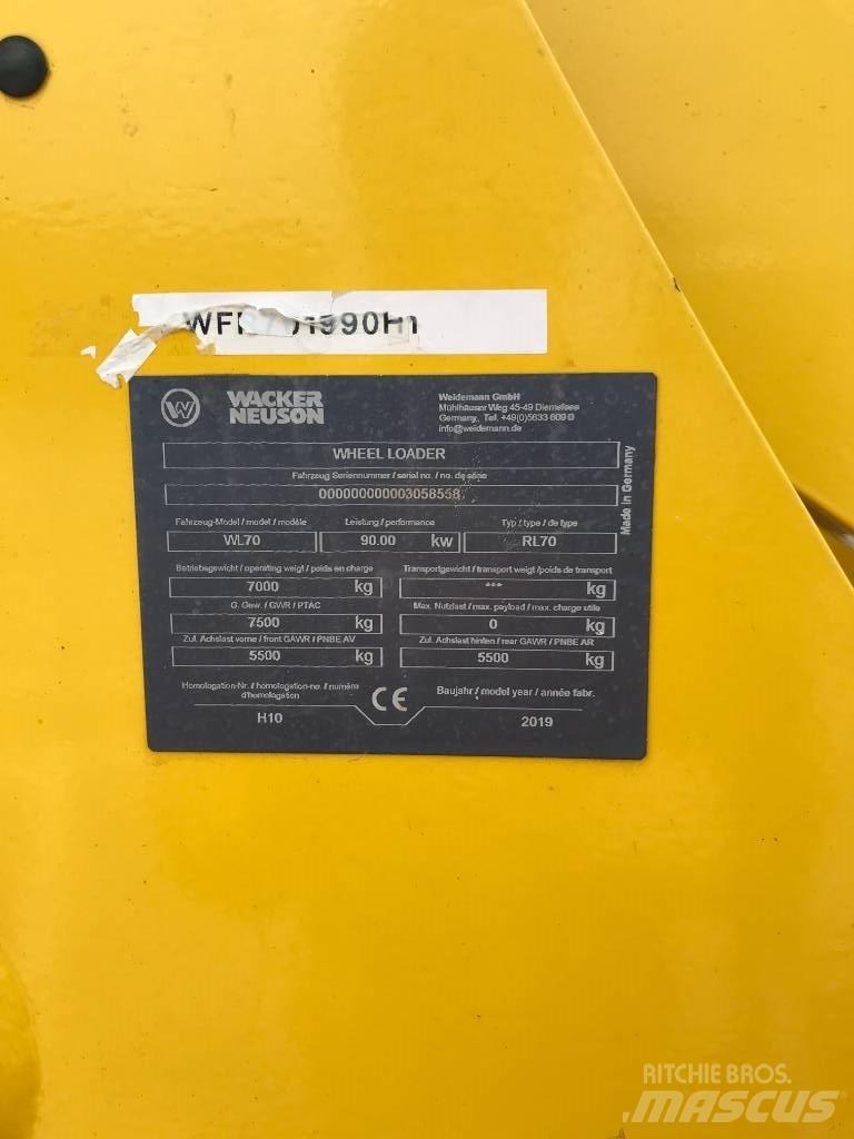 Wacker Neuson WL70 前装载和挖掘机