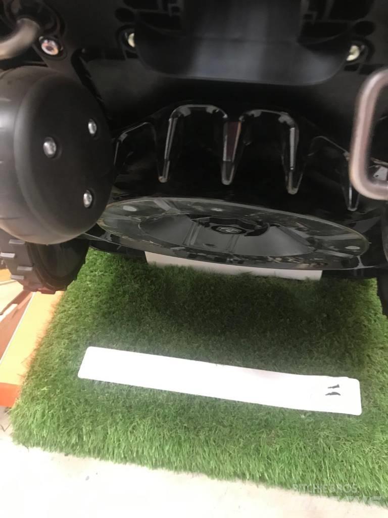 Stihl IMOW 7 EVO 机器人割草机