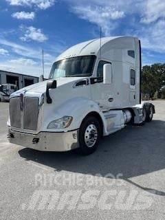 Kenworth T680 牵引车