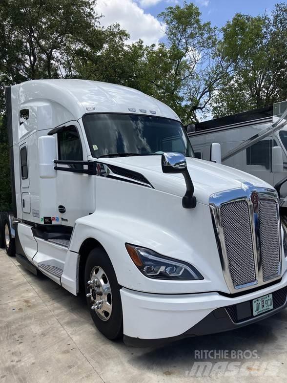 Kenworth T680 牵引车