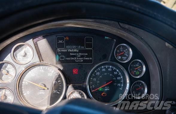Kenworth T880 自卸式货车