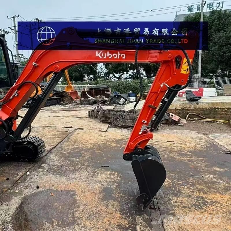 Kubota U 35 小型挖掘机