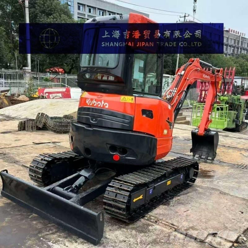 Kubota U 35 小型挖掘机