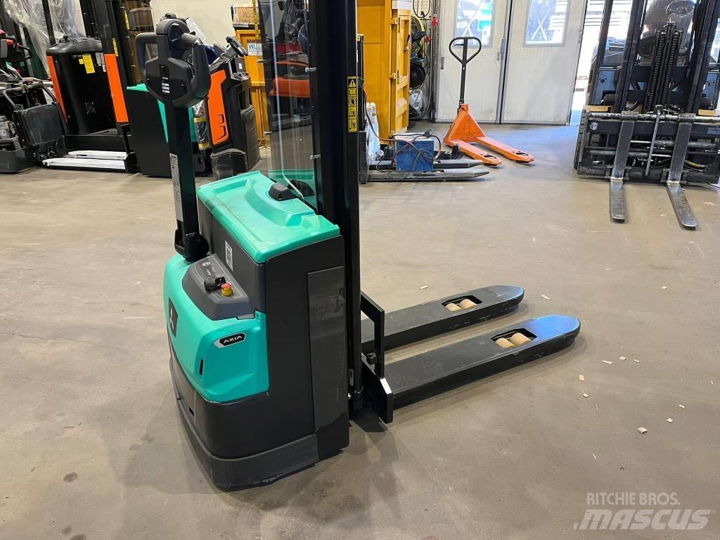 Mitsubishi SBP12N3 手推堆垛车