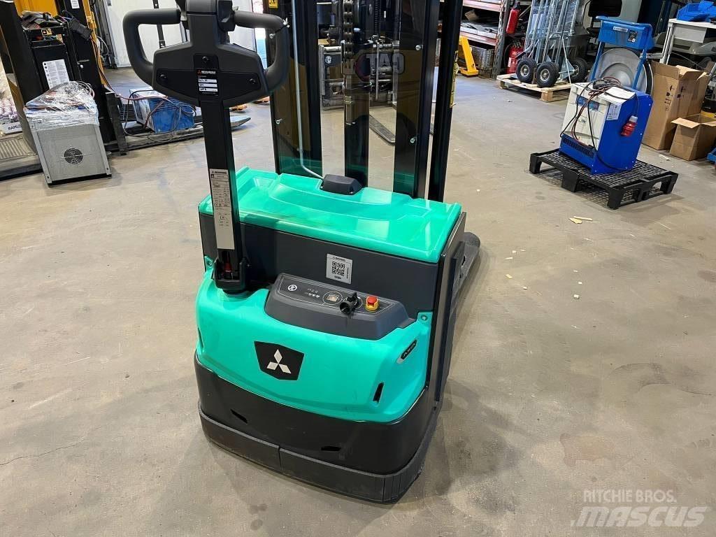 Mitsubishi SBP12N3 手推堆垛车