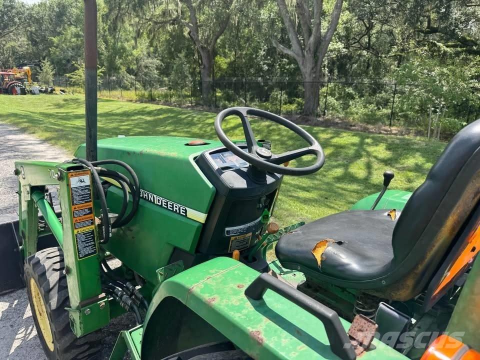 John Deere 790 拖拉机/农用车