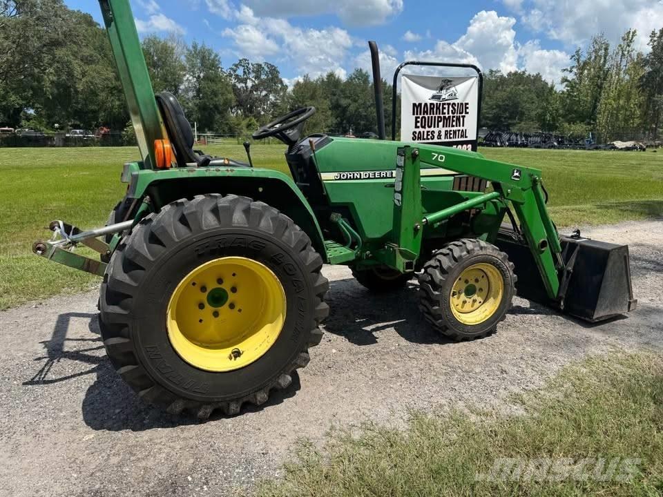 John Deere 790 拖拉机/农用车