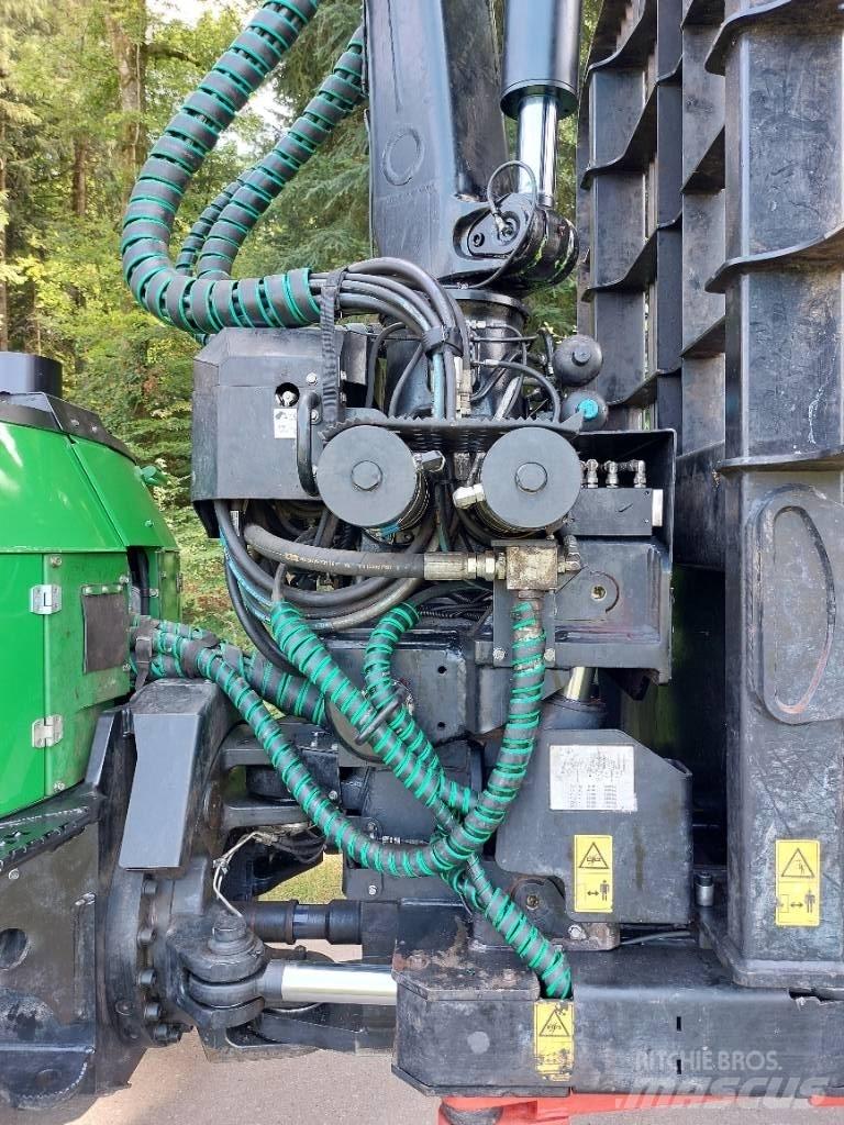 John Deere 1110G 集运机