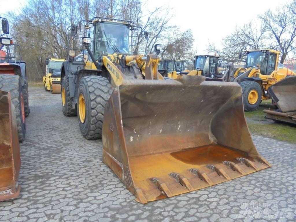 Komatsu WA 470-8 轮式装载机