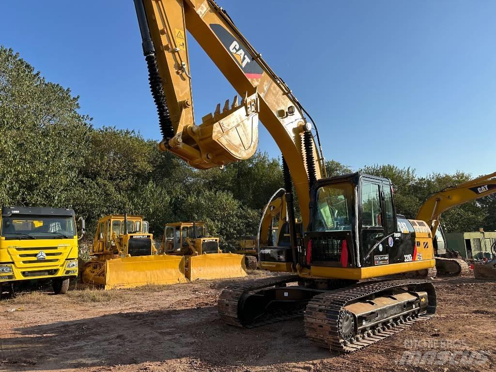 CAT 320 D 履带挖掘机