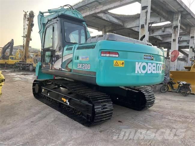 Kobelco SK 200 履带挖掘机