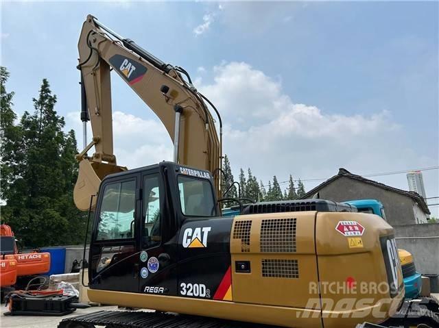 CAT 320 D 履带挖掘机