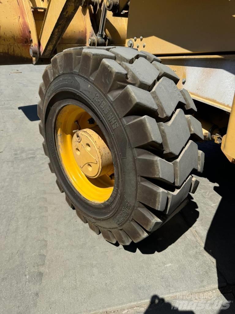 John Deere 310 G 反铲装载机