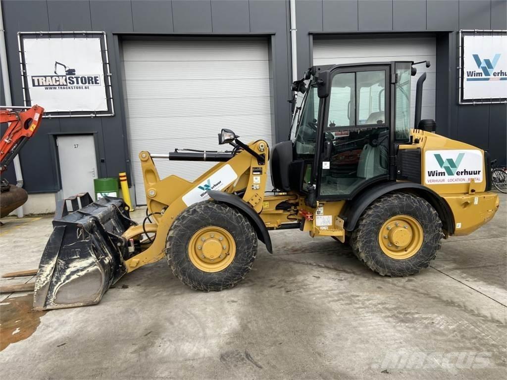 CAT 906M (7164) 多功能装载机