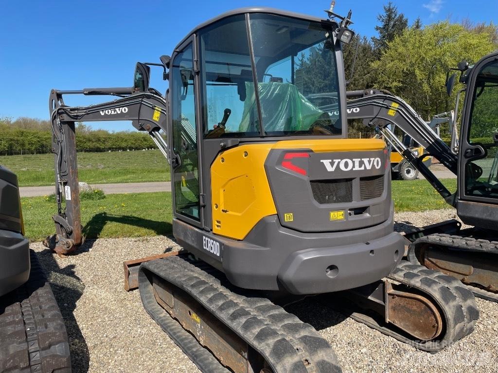 Volvo ECR50D 小型挖掘机