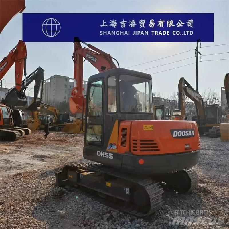Doosan DH 55 小型挖掘机