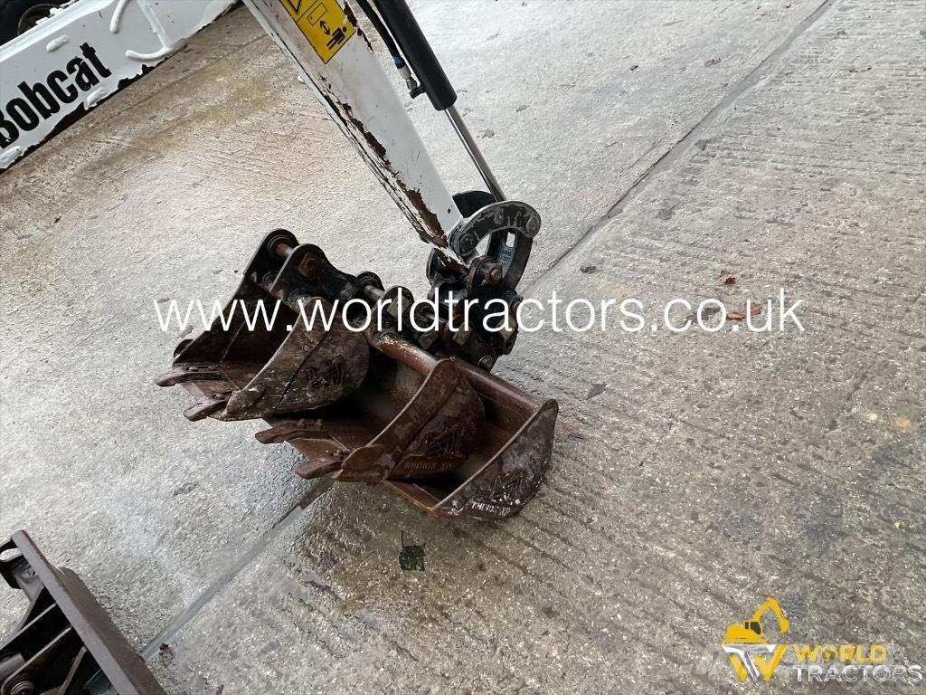 Bobcat E 10z 小型挖掘机